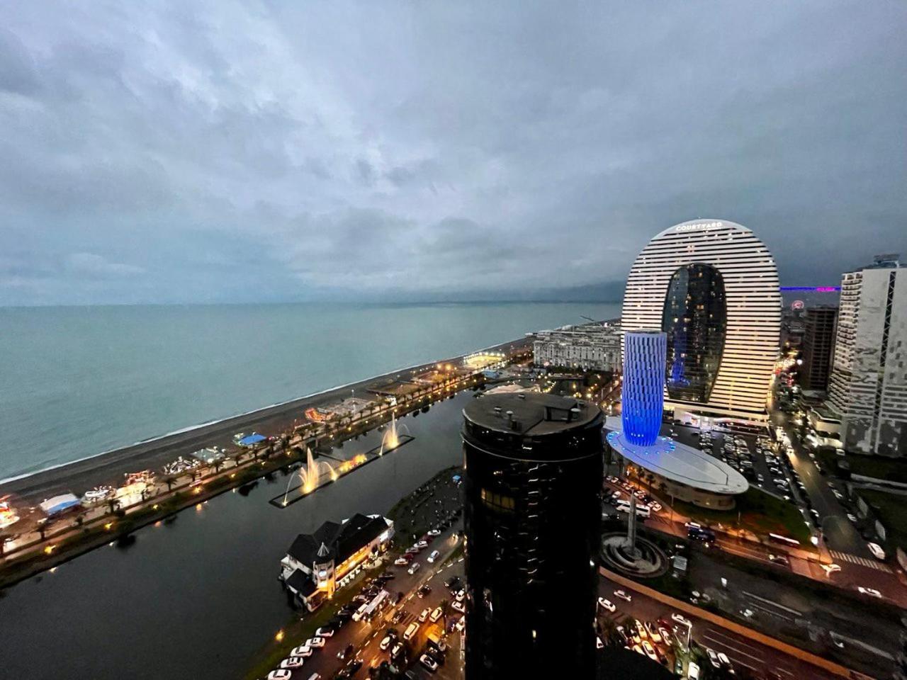 Marvella Orbi City Sea View Batum Dış mekan fotoğraf